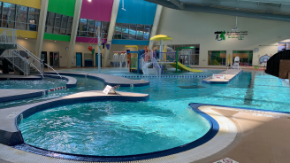 Indoor waterpark at Ray&#039;s Splash Planet